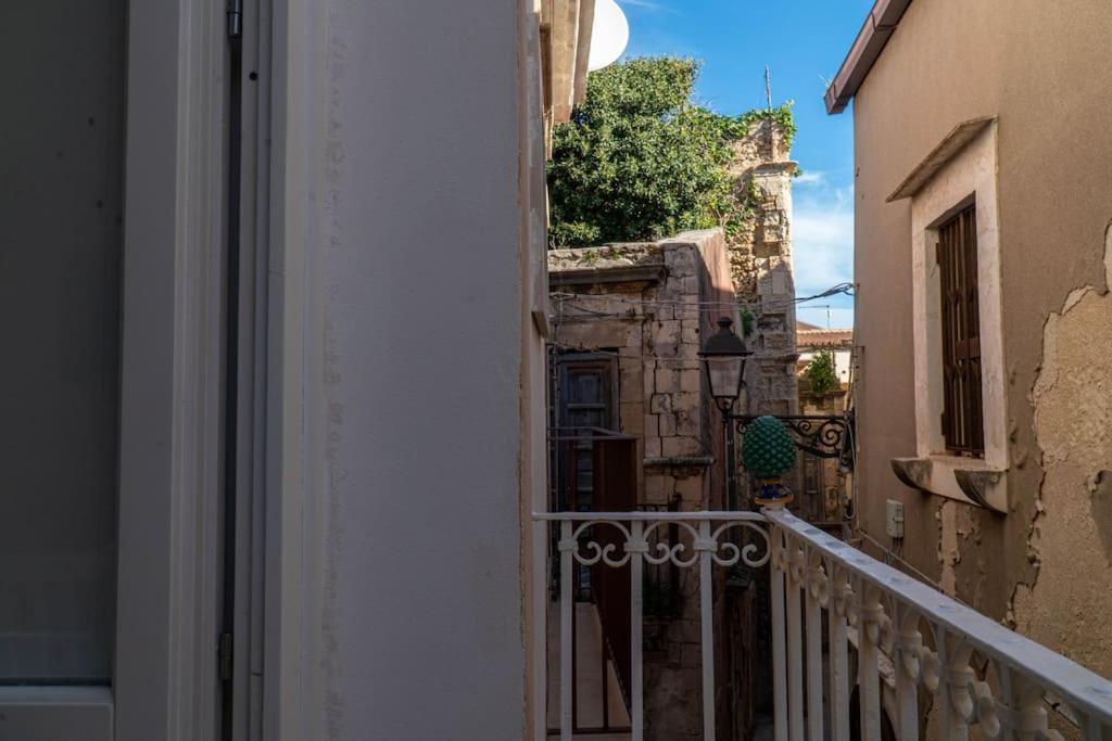 Casa Charm Rosaapartmentsortigia Syracuse Exteriér fotografie